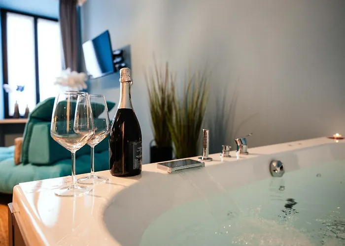Angelina's Suite&spa Con Parcheggio Privato 公寓 科莫