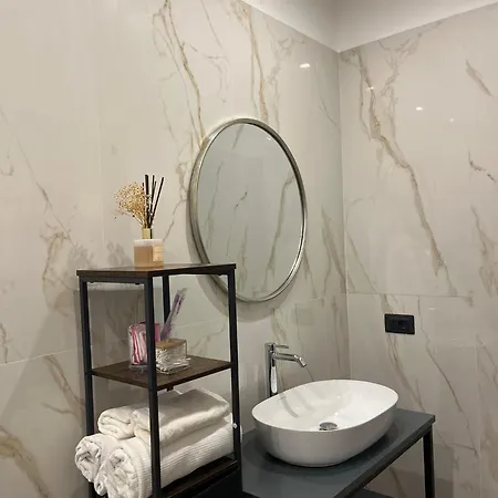 Angelina's Suite&spa Con Parcheggio Privato Apartment