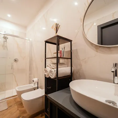 Angelina's Suite&spa Con Parcheggio Privato Apartment