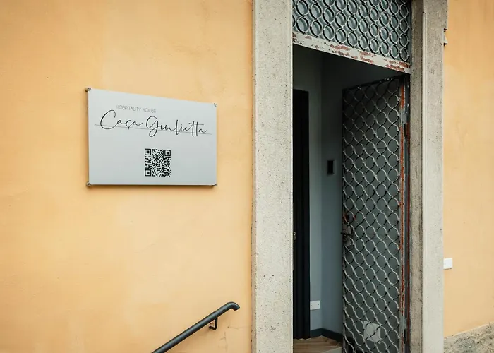 Angelina's Suite&spa Con Parcheggio Privato كومو