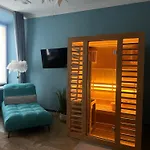 Angelina's Suite&spa Con Parcheggio Privato Como
